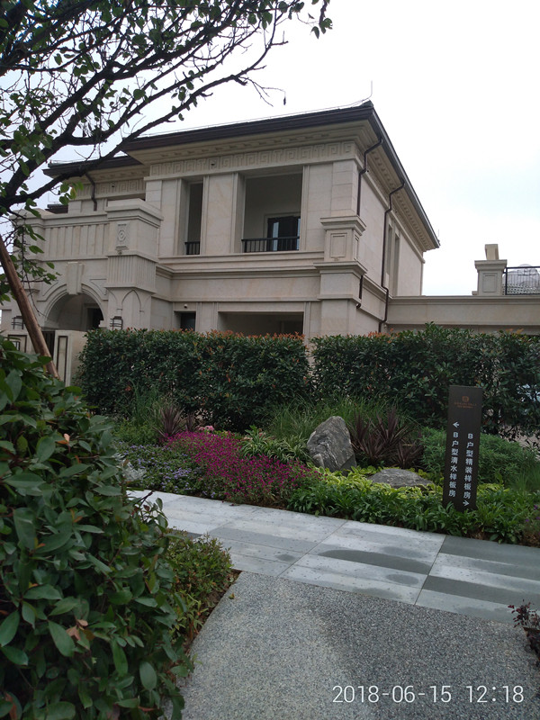 別墅吊頂除濕機(jī)